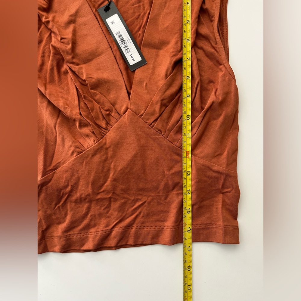 Steve Madden | NWT Burnt Orange Janina V-Neck Sienna Crop Top - Picture 8 of 8